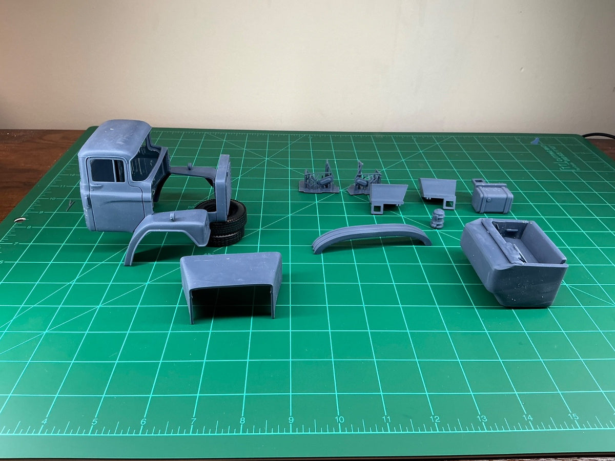 1/25th scale 3d printed resin FWD Forward Mover cab by Nahuel Customs