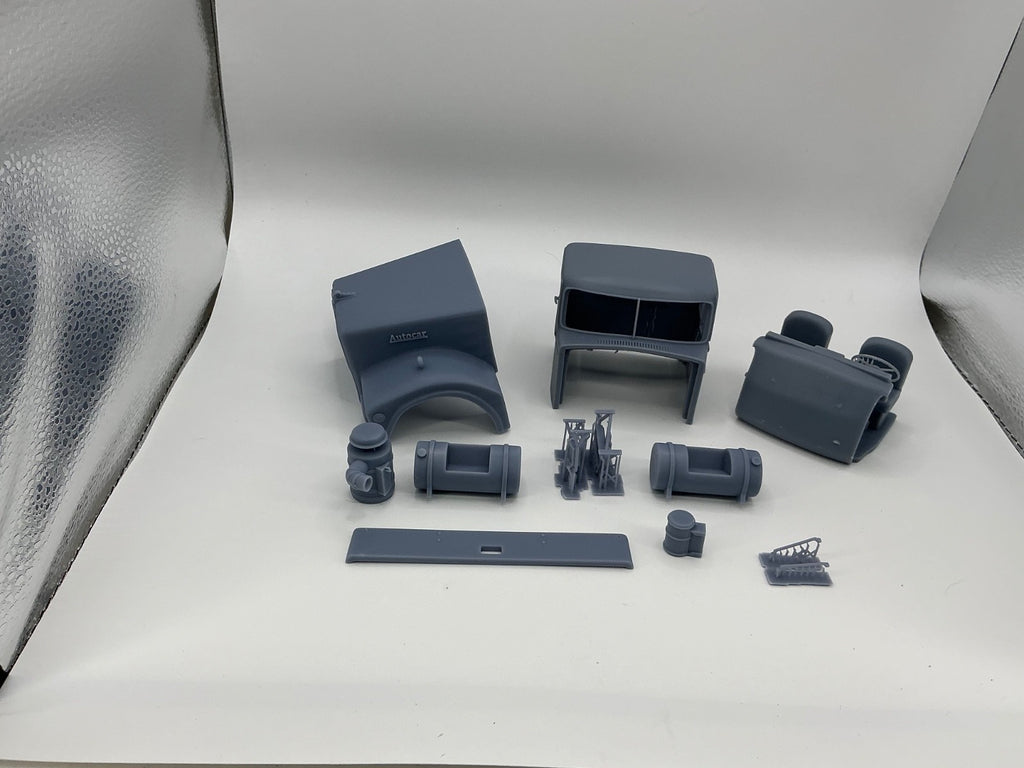 1/25 resin printed Autocar DC-10264 by Nahuel customs