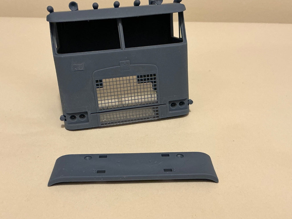 1/25 resin 3d printed DIAMOND REO ROYALE DAYCAB by alfa centauri
