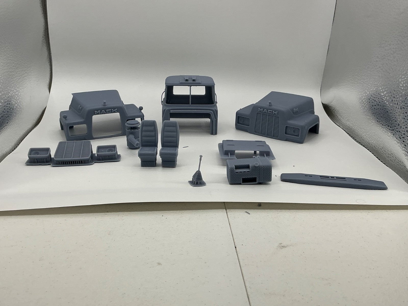 1/25 3d printed RS700L day cab truck by Alfa