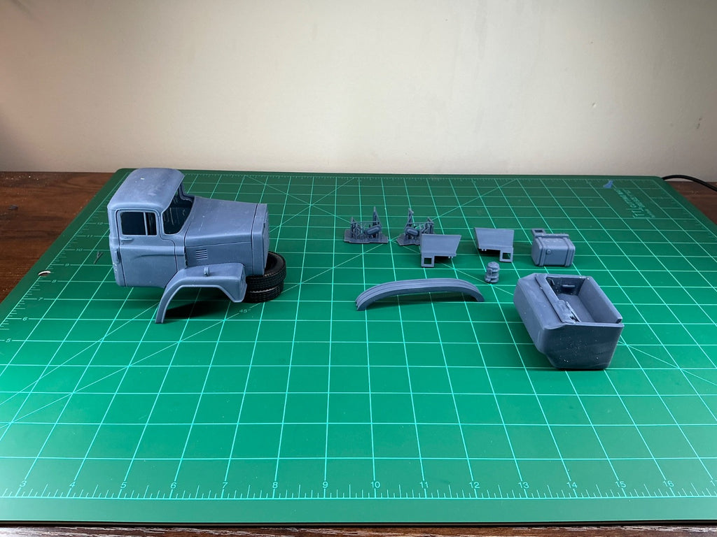 1/25th scale 3d printed resin FWD Forward Mover cab by Nahuel Customs
