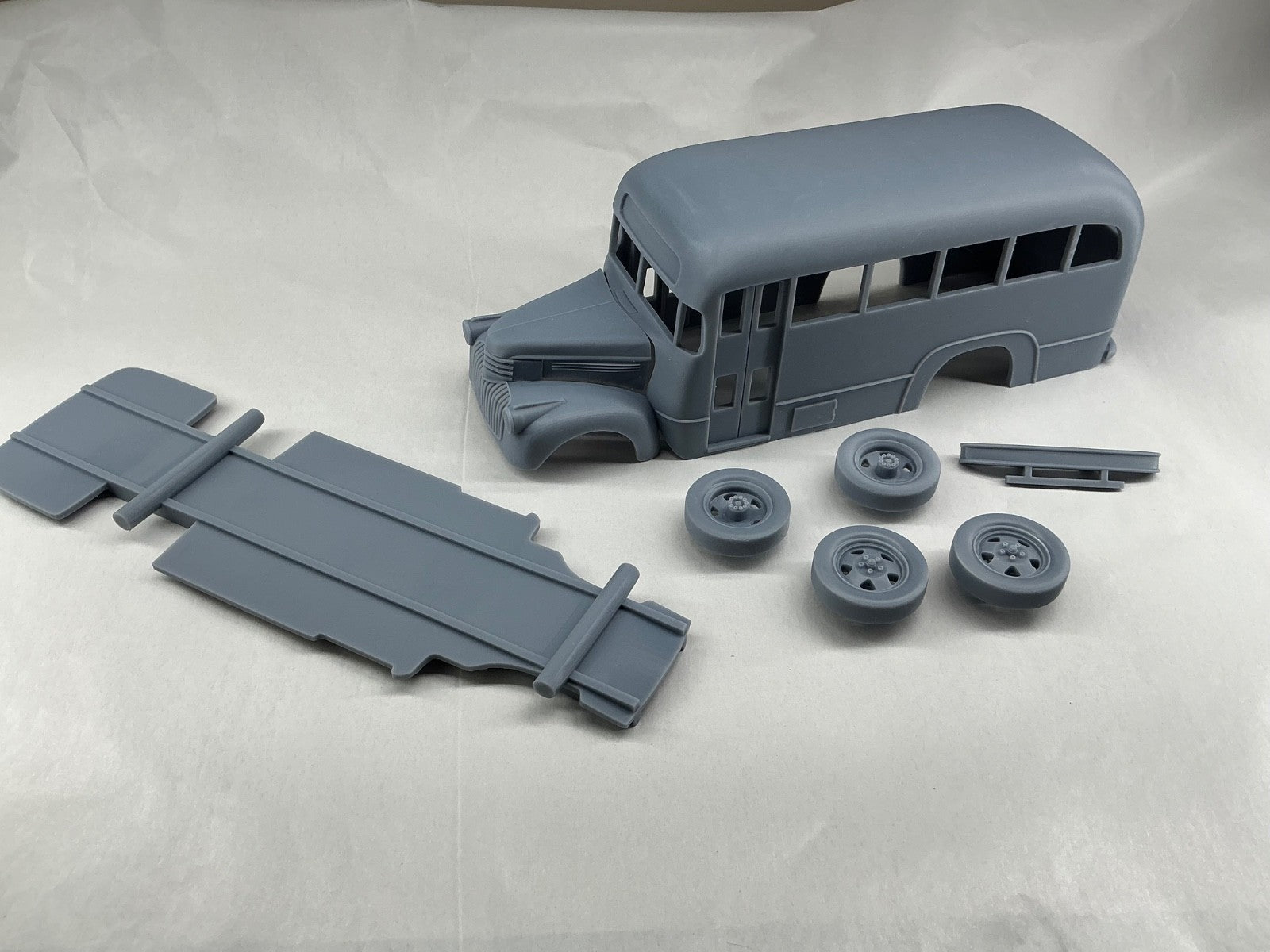 1/25 resin 3d printed 1941-46 bus by Nahuel Customs