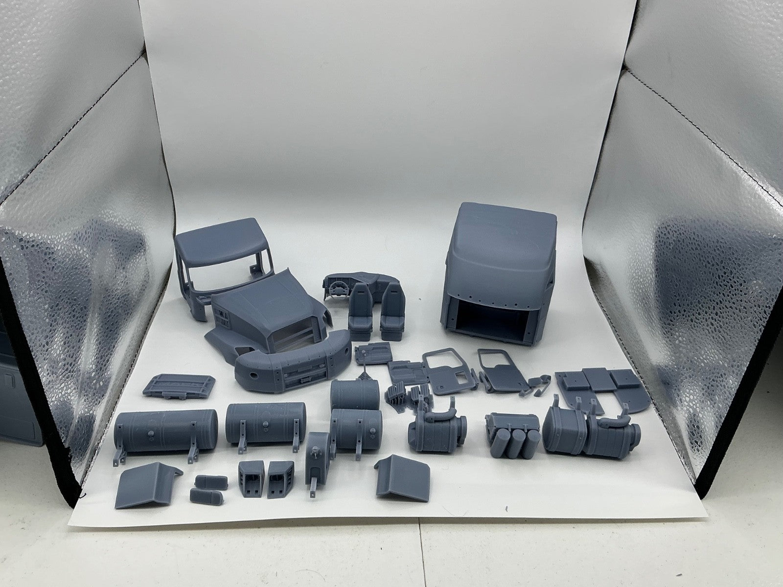 1/25th 3d printed Mk Anthem 70” sleeper cab cab kit by Alpha Centauri