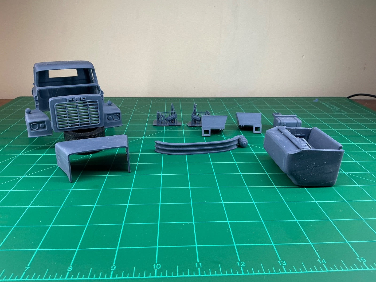 1/25th scale 3d printed resin FWD Forward Mover cab by Nahuel Customs