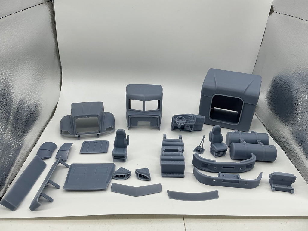 1/25 resin printed Peterbilt 386 ultra cab w/ 63”  sleeper by Alfa Centauri