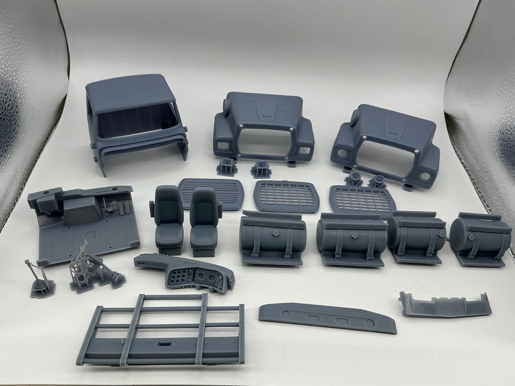 1/25 printed  FORD L / LN 8000 / 9000 105.3 BBC Day cab  by Alfa Centauri