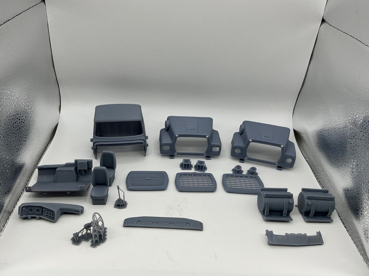 1/25 printed  FORD L / LN 8000 / 9000 105.3 BBC Day cab  by Alfa Centauri