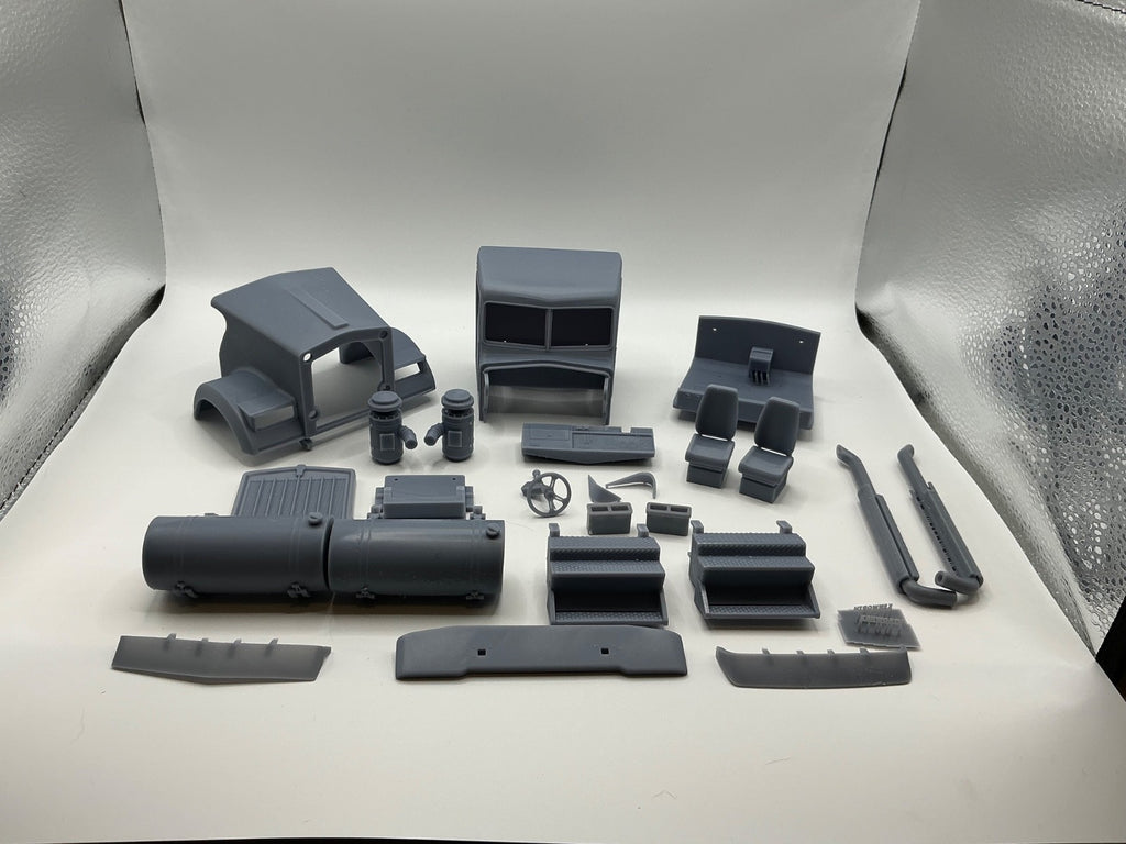 1/25 resin 3d printed 80-86 W900B day cab by Alfa Centauri Trucks