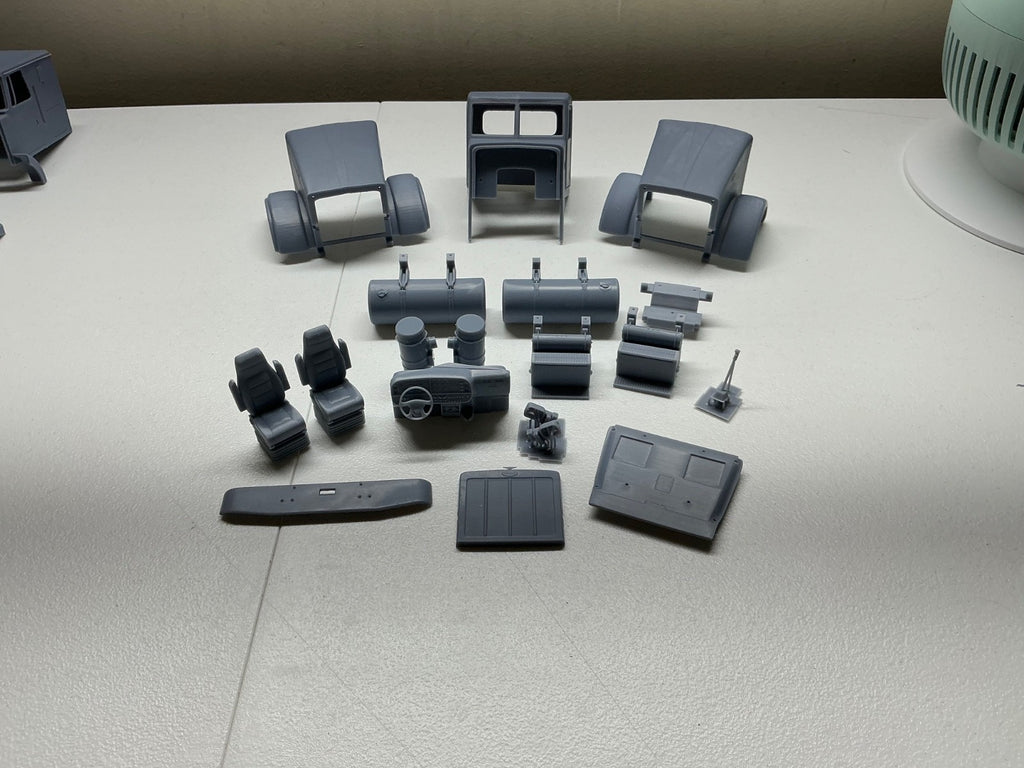 1/25th resin 3d printed Peterbilt 367 day cab designed by Alfa Centauri Trucks