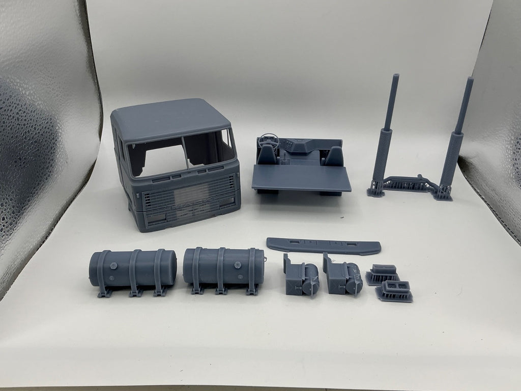 1/25 resin printed MH600 cabover sleeper cab by Alfa Centauri