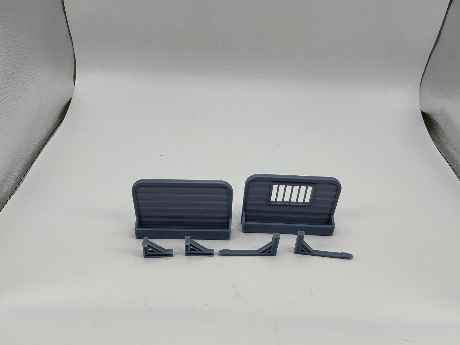 1/25 Scale Speed Garage medium headache rack w/chain box Officially Licensed