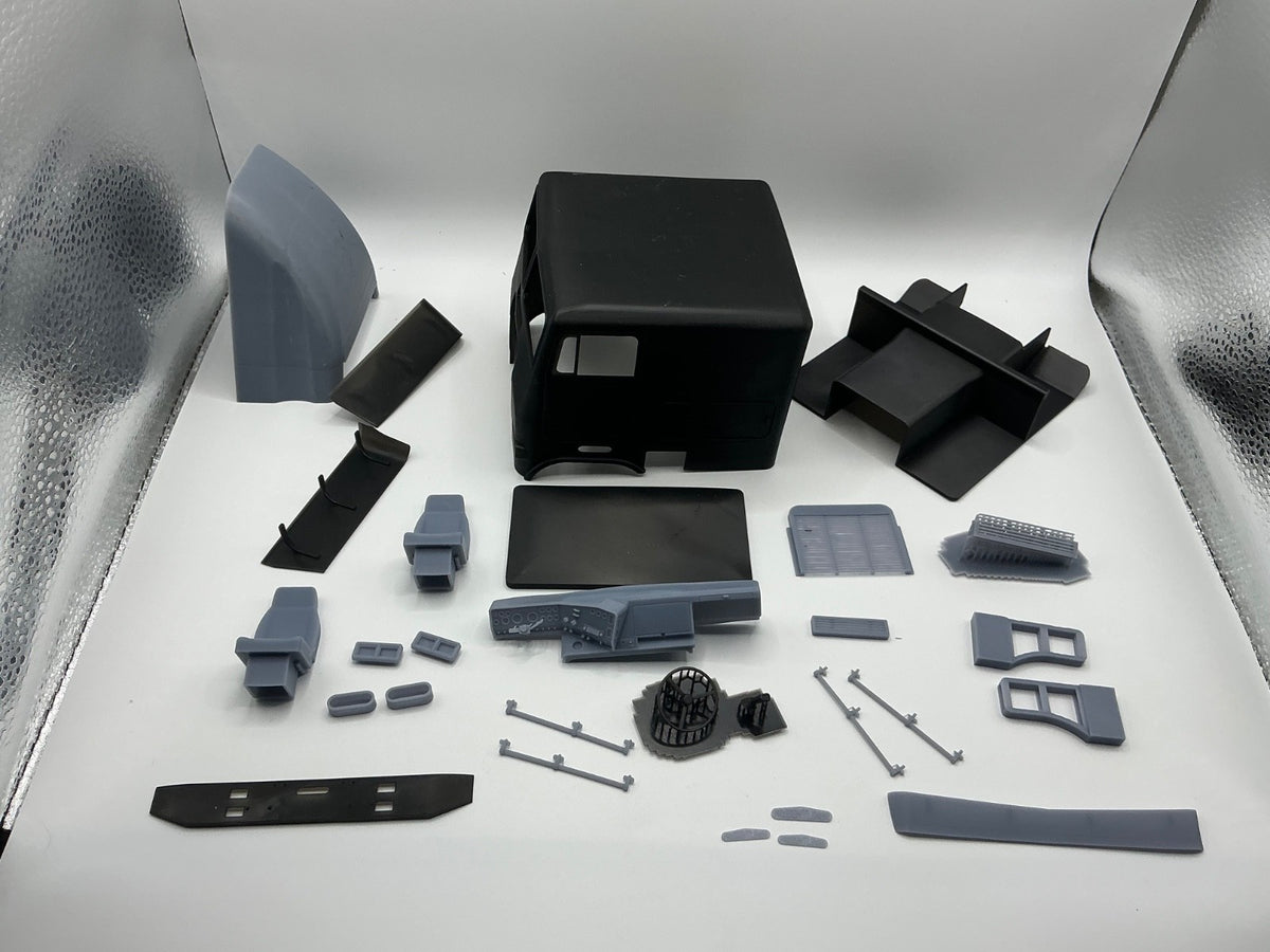 1/25th resin 3d 84-88 Freightliner 104”cab by KJ