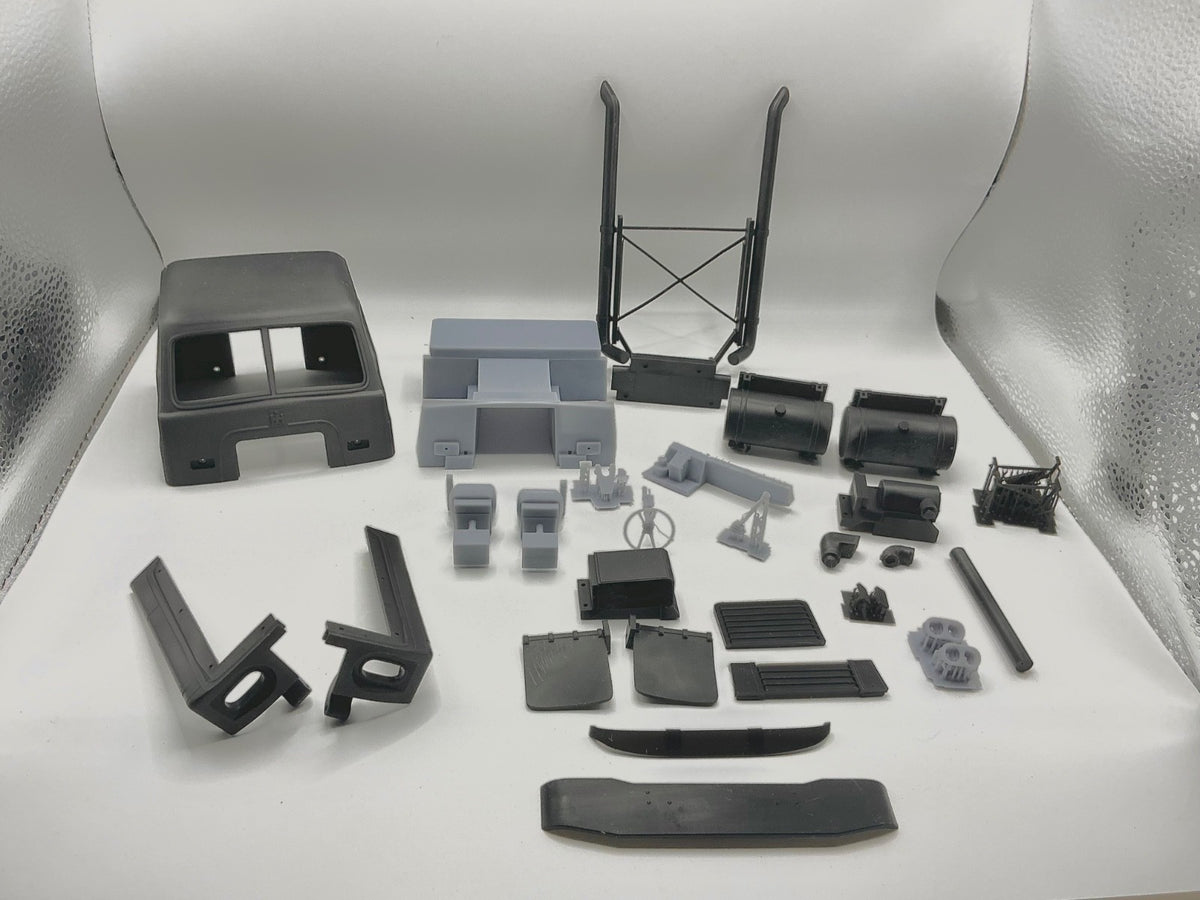 1/25th 3d INTERNATIONAL EMERYVILLE 81 INCH CAB kit by Alfa Centauri