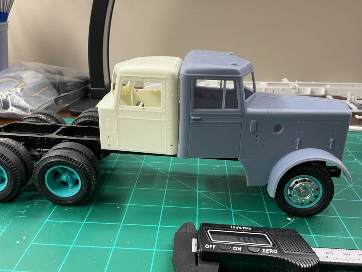 1/25th 3d printed Peterbilt 281 by anonymous. Fully assembled. See description