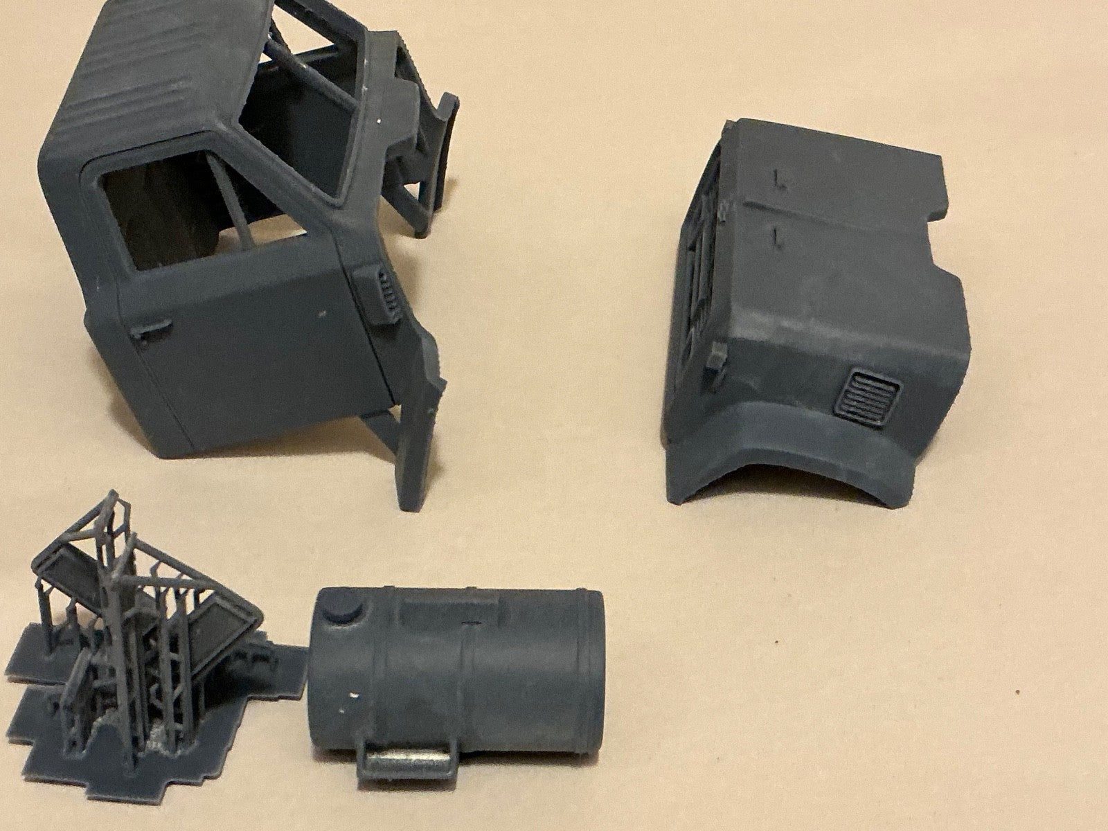 1/25th scale 3d printed resin GMC 9500 SHORT CONVENTIONAL CAB SEE DISCRIPTION