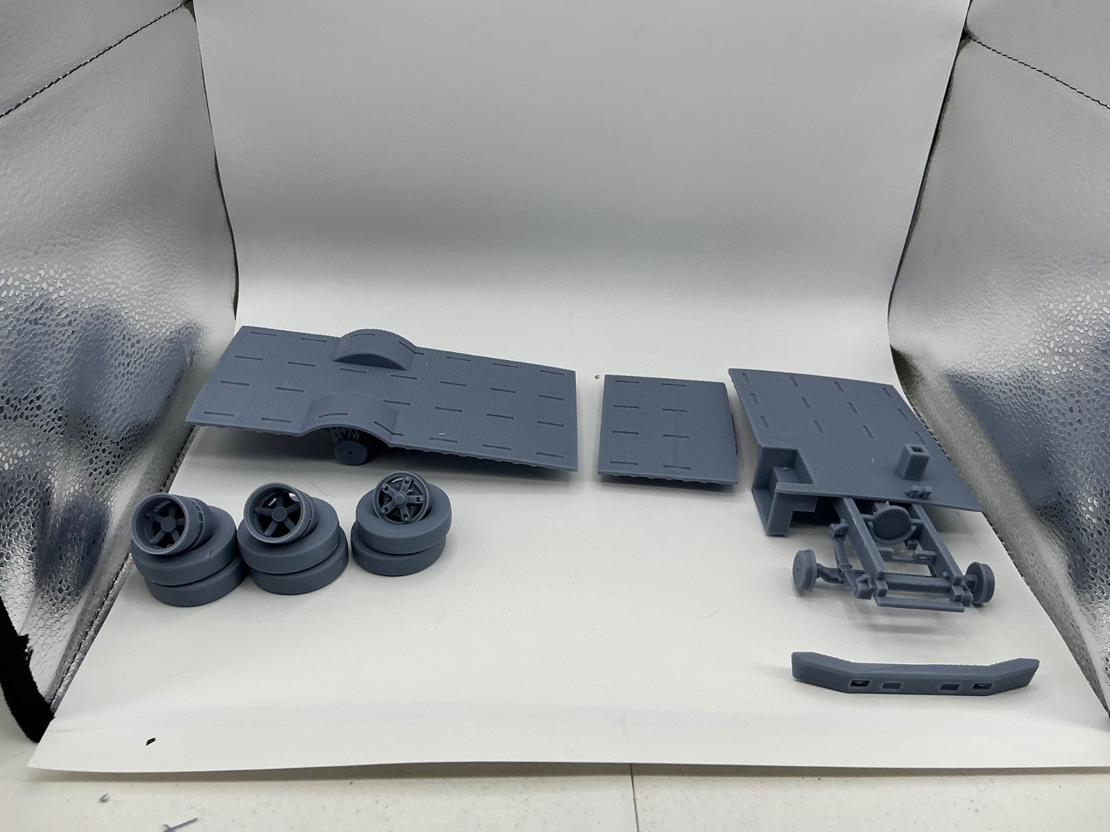 1/25th scale resin 3d printed 82 Ford school bus by 3dtech design