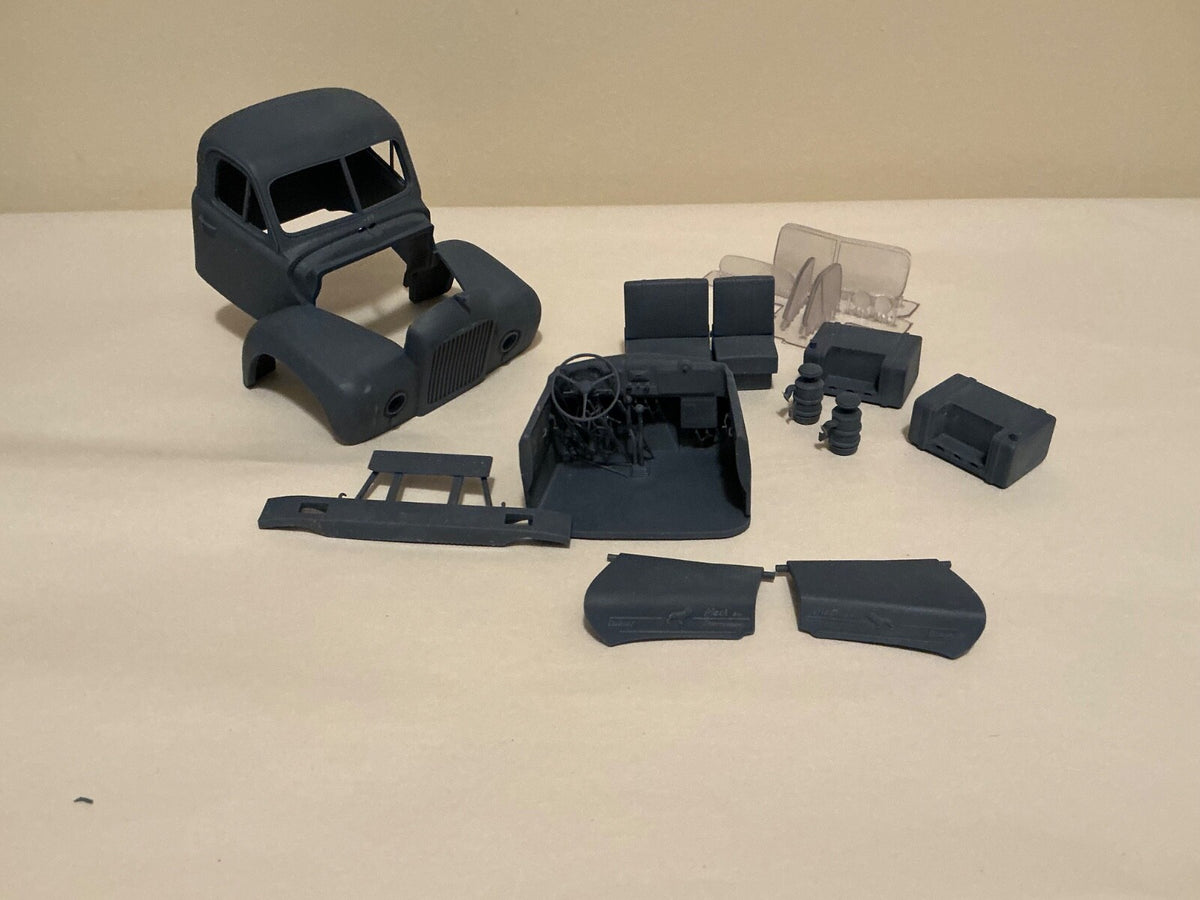 3d printed MACK B-61  1/25 SCALE CAB designed by Alfa Cantauri