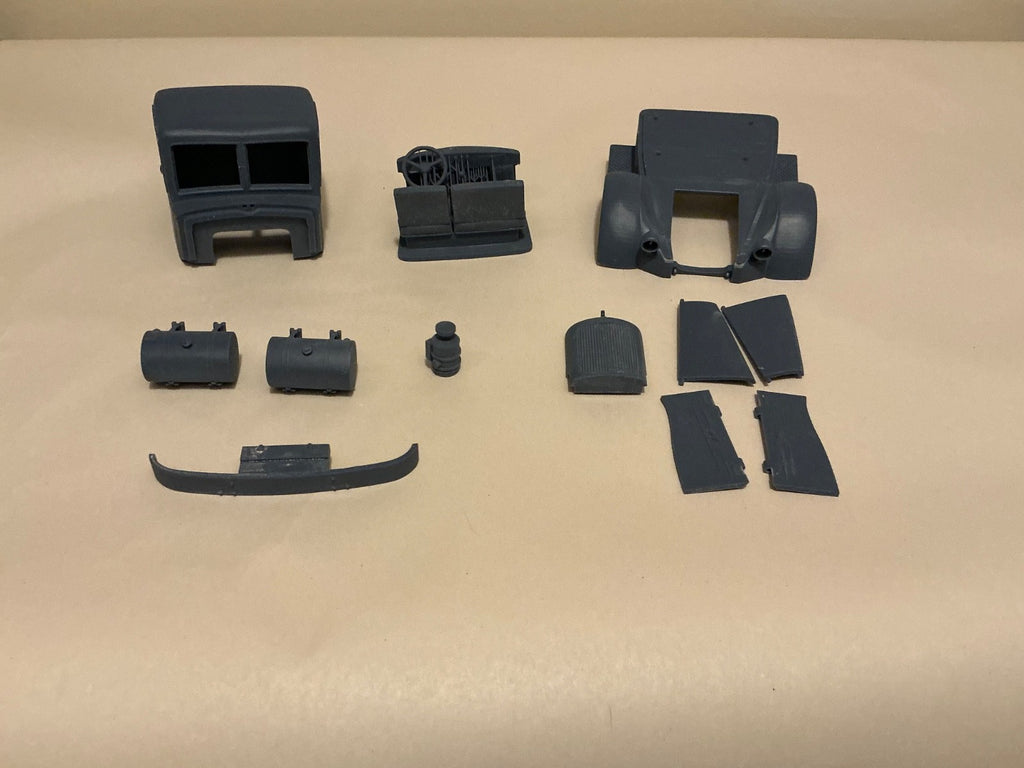1/25 resin 3d printed 1953 MACK LJ CAB with interior